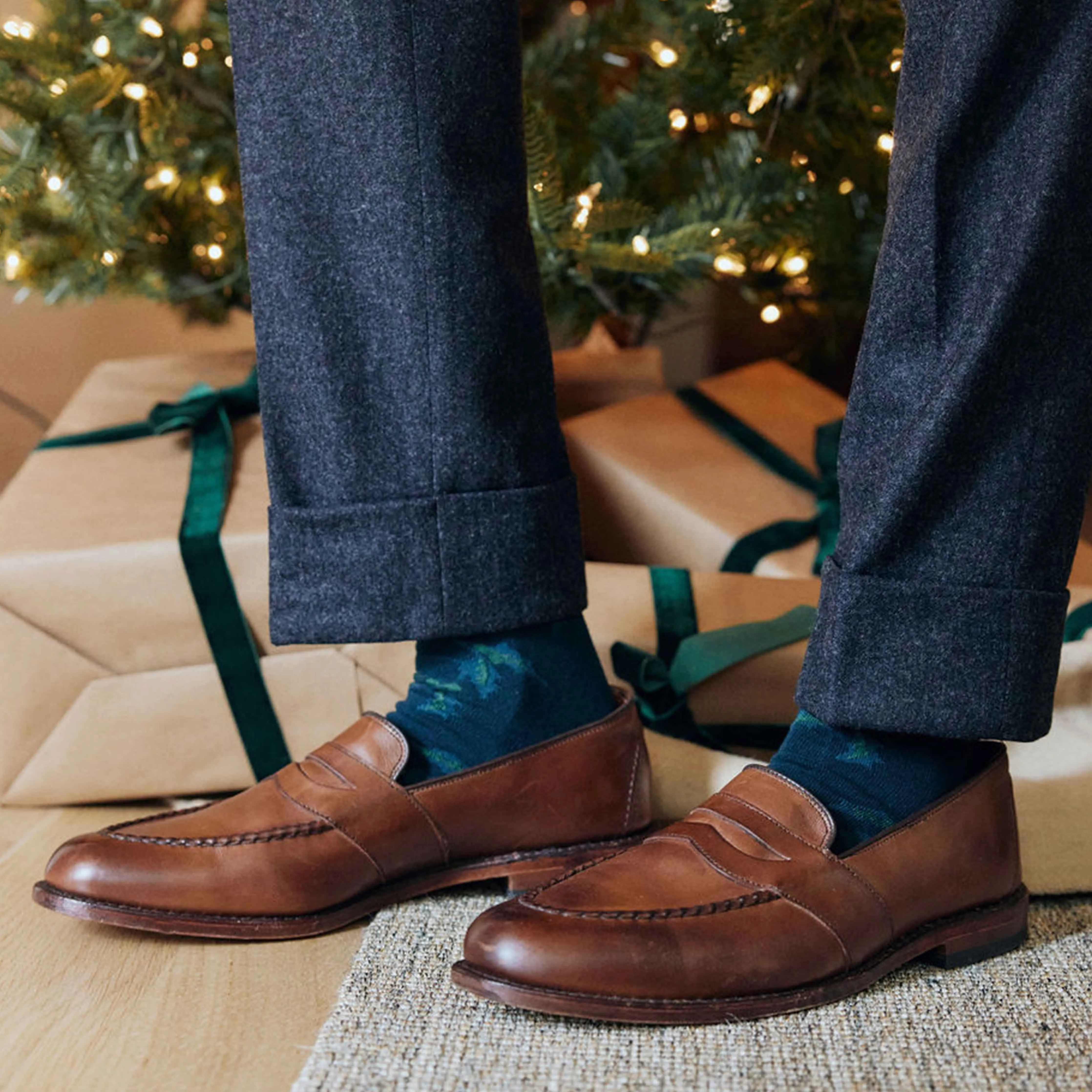 Deck The Halls Hunter Green Dress Socks