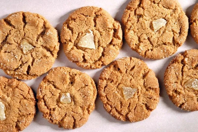 Molasses Crinkle Cookies